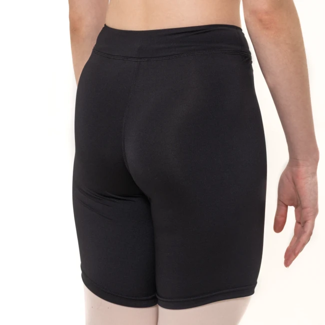 Capezio Twilight Short, dámske šortky s dĺžkou na stehná Capezio Twilight Short, dámske šortky s dĺžkou na stehná - Čierna