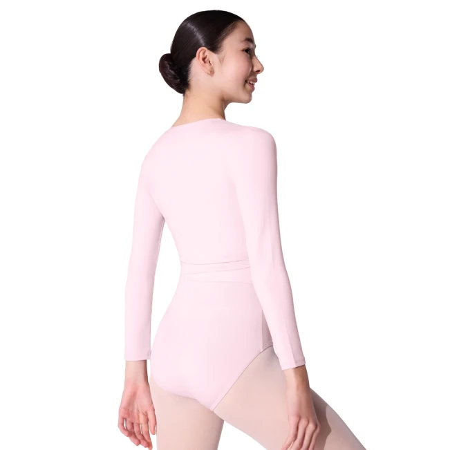 Capezio Essentials Wrap Top, dievčenský top na zaväzovanie Capezio Essentials Wrap Top, dievčenský top na zaväzovanie